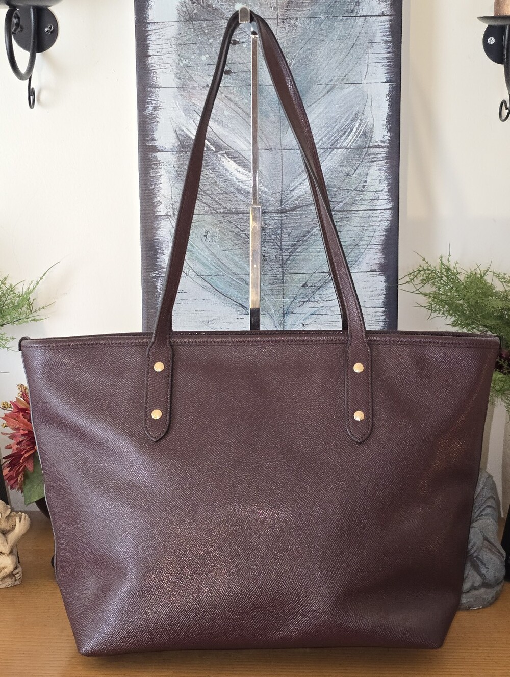 Coach City Tote In Oxblood Crossgrain Leather.  Like New - Picture 2 of 15